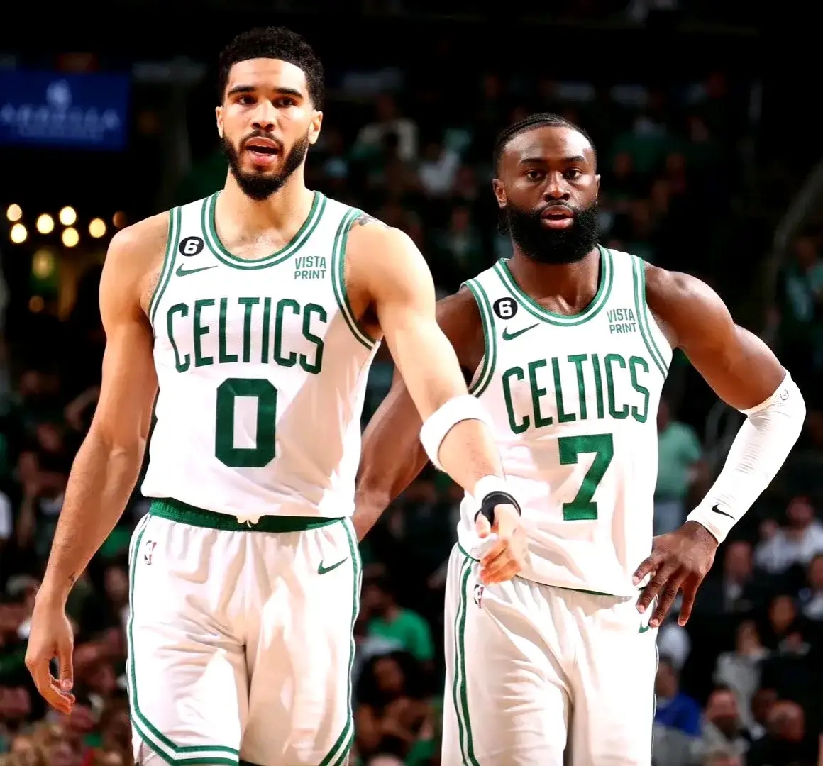 九游娱乐APP-包含今晚突围战来临；波士顿凯尔特人围绕亚冠官宣签约；质疑声仍在；年轻球员得到机会的词条