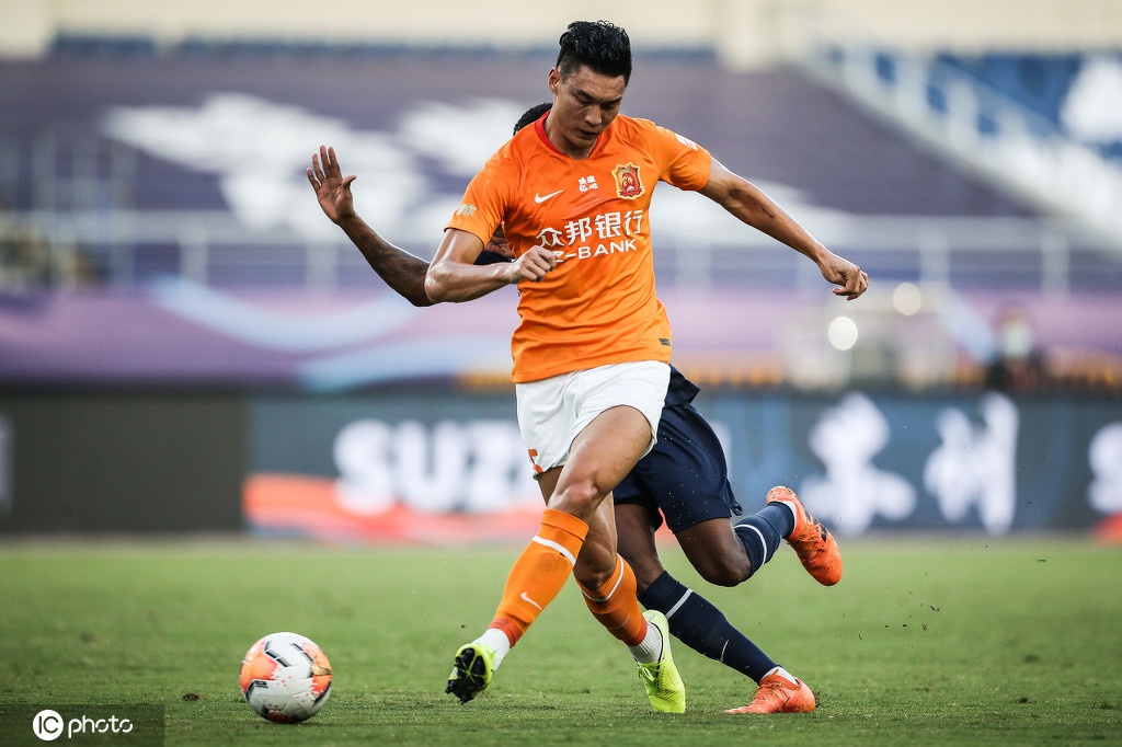 北京首钢发布备战花絮，国际比赛日迎来里程碑，欧超杯任务艰巨，阵容厚度经受考验的简单介绍